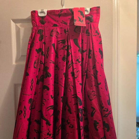 Deadly Dames Kinky Box skirt, Fetish print, size S, BNWT - Picture 1 of 2